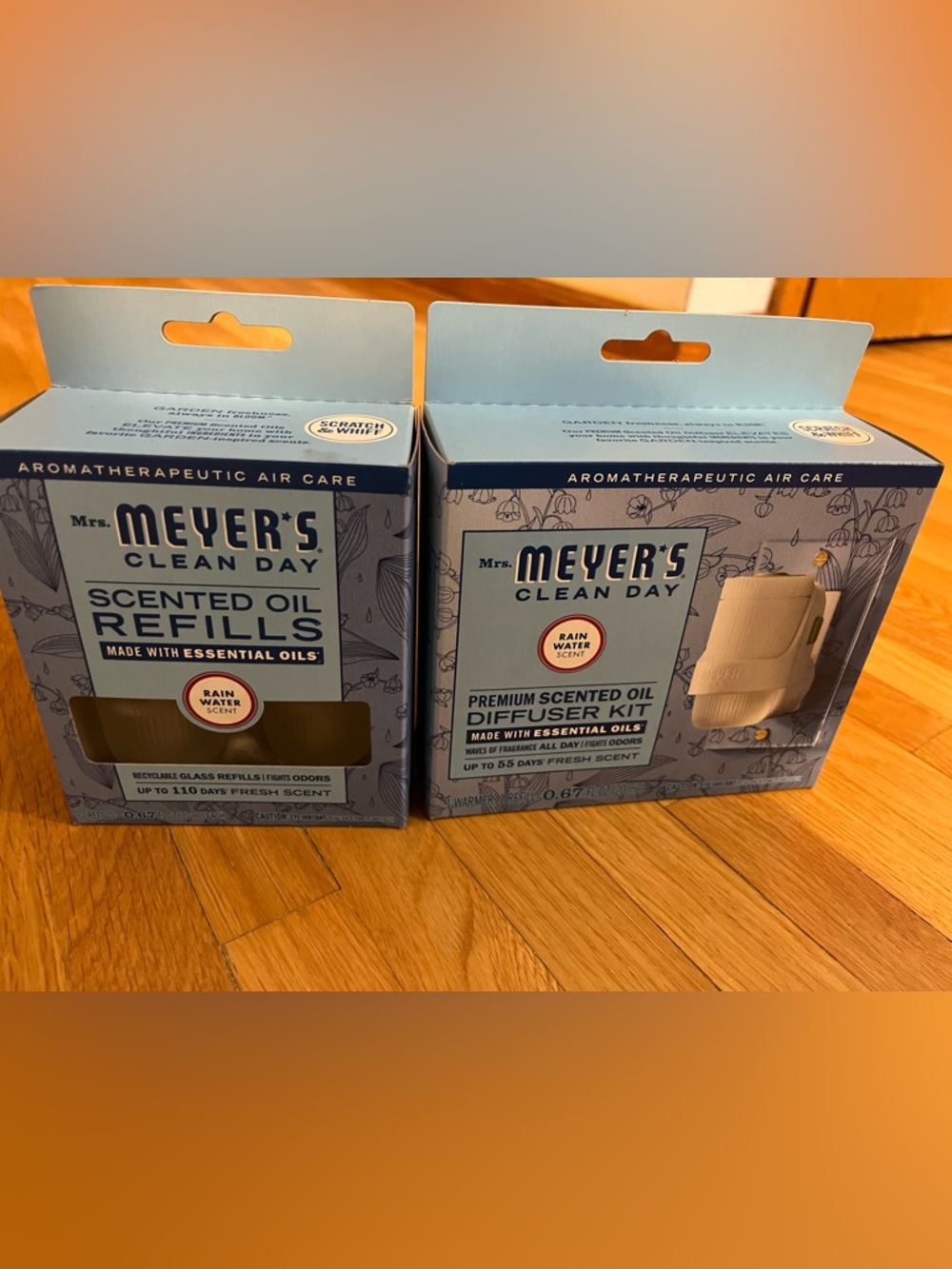 Mr MEYER'S DIFFUSER KIT/Warmer RAIN WATER SCENT 3 Recycled GLASS REFILLS (New)